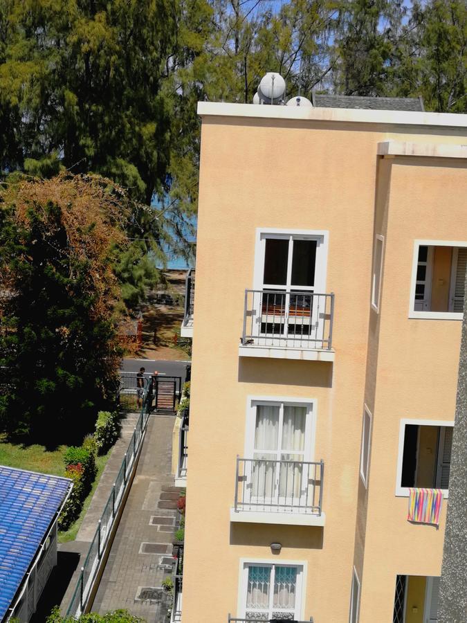 Rayon Vert Bleuphorie Beach Apartment Flic-en-Flacq Esterno foto